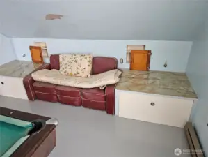 Lots of built in storage compartments