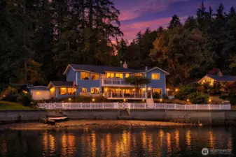 100 Ft of Private Shoreline on Horsehead Bay – Perfectly Positioned on the Bay