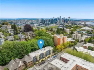 Steps away from everything on Queen Anne, as well as Downtown Seattle.