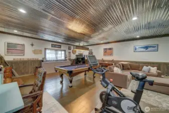 Love to entertain? Pool table stays with home!