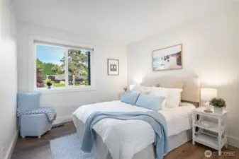 2nd large bedroom (also upper level).