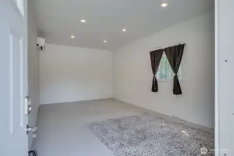 Bonus room with mini-split, adjacent to garage
