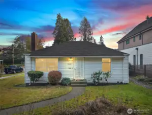 Existing home built solid in 1946, has had some updates