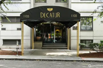 Decatur Condominium, a concrete & steel building located in the heart of First Hill with dining, shopping, Seattle University, Hospitals, minutes to downtown & easy access to I-5!  Perfect 1st or 2nd home in the city or the ideal investment rental!