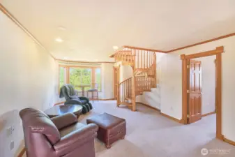 2nd floor landing separates the 2 bedroom wings