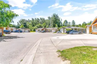Walnut Grove Court Entrance