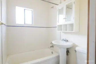 Front house full bath with updated fixtures