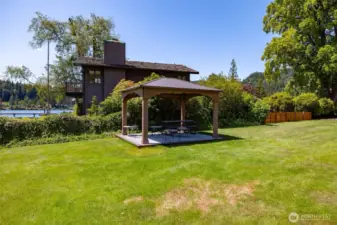 Gazebo area at the dock