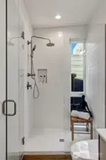 Photos of similar unit