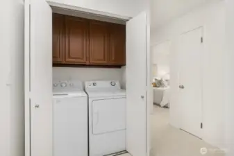In unit full size laundry