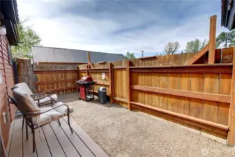 Unit 2 enclosed yard area. Fencing goes to the ground to keep your furry friends safe.