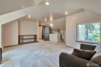 Bonus Room