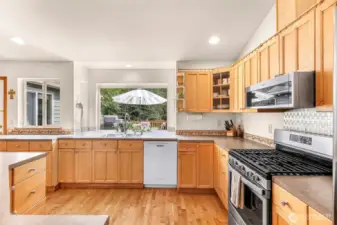 Open kitchen with plenty of room for all your cooking needs.