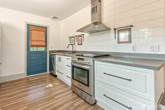 Kitchen - virtually destaged