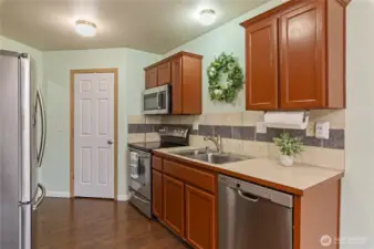 Nice pantry in corner