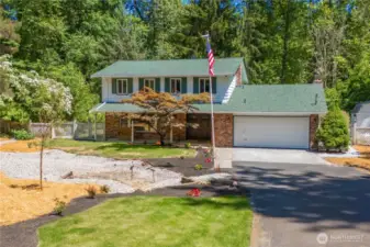 4.33 acre property with 1,962sf house.