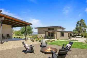 Fire pit