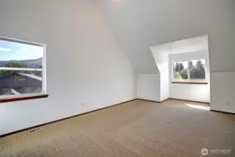 upstairs bedroom #1