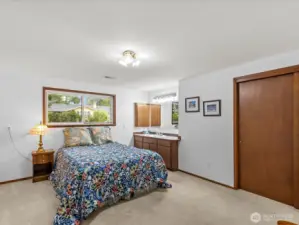 Spacious downstairs bedroom