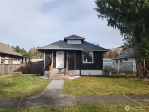 Welcome to 403 Louviers Avenue in the beautiful historic Dupont Village!