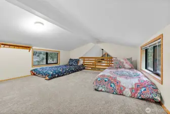 Big loft area upstairs
