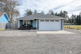 Welcome to 300 Octopus Ave NE Ocean Shores!