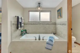 Primary bath soaking tub.
