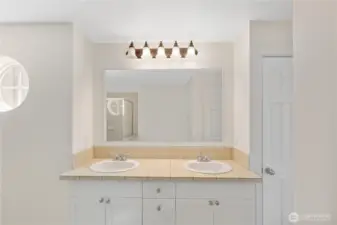 Primary ensuite bath