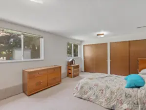 Downstairs massive bedroom