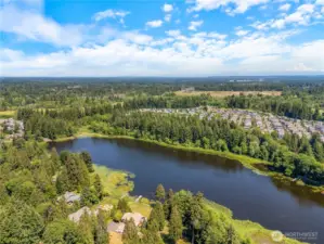 Right outside your door is recreational Munn Lake...known for their fishing (catch and release), boating, kayaking, canoeing & paddleboarding.