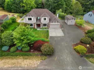 Perfectly landscaped , sprinkler system and plenty of parking.