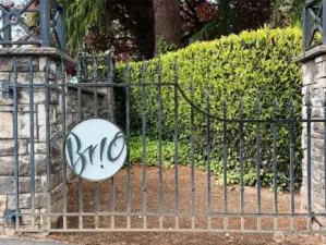 Brio Entrance