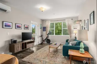 2 bedrooms on either side of the living room
