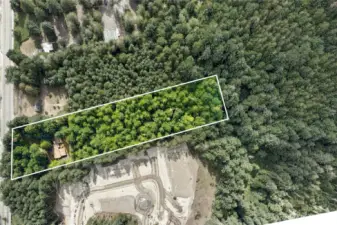 There is current driveway access via an easement on Viking Way.