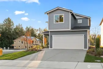 Photographs are for illustrative purposes only. Features, finishes, interior/exterior colors, landscaping and floorplan shown may vary from actual homes built.