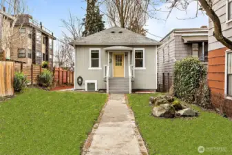 Virtual - Front Grass