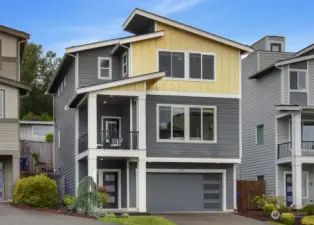 Welcome to peaceful living at Otani Gardens! Built in 2018 by Lennar Homes, this community offers a quiet, beautiful place to come home to in SE Seattle.