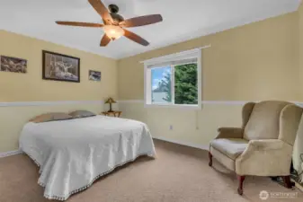 Second bedroom