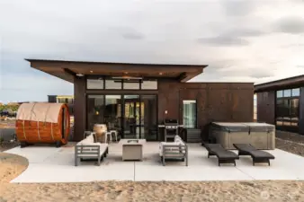 Enjoy such a lovely outdoor area.