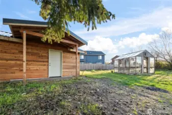 Entry to the potential DADU & glass plate green house