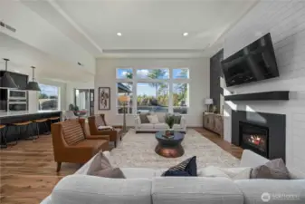 Great Room with 12' ceilings