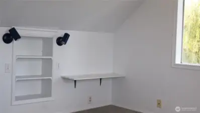 2nd guest room