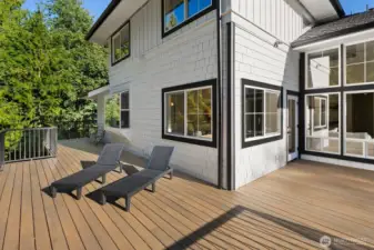 (Composite Trex Decking)