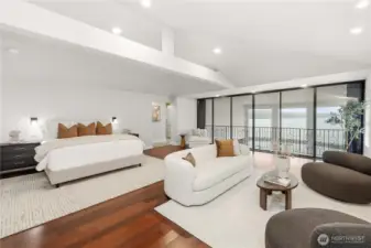 Unobstructed Lake Views