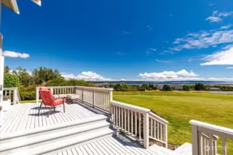 Enjoy the amazing views, peace and serenity from this deck.