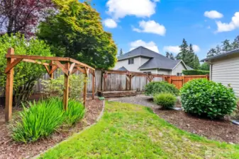 The added trellises add architectural details to this .29-acre lot.
