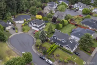 Stroll around the neighborhood, visit the playground a block away, or jump in the car for a short ride to shopping, restaurants, waterfront, amenities and HWY 16.