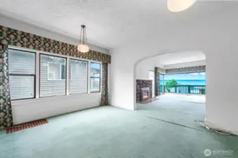 Formal dining room
