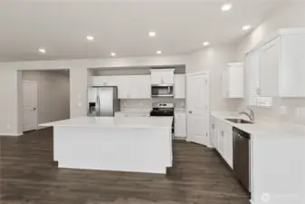 Light cabinetry with pulls