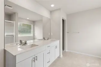 dual sinks, undermount for easy cleaning.